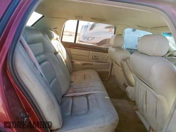 ✅ 1998 Cadillac DeVille • VIN: 1G6KD54Y3WU703865 • Lot: 92371065. Listed on Copart with 121,753 mi. Free auction sales archive from the USA and detailed vehicle history report at DreamBid. Image 10.