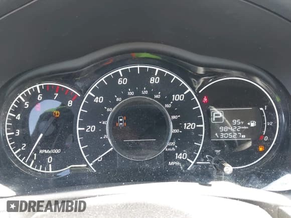 ✅ 2015 Nissan Note SR • VIN: 3N1CE2CP7FL414345 • Lot: 42449650. Listed on IAAI with 98,422 mi. Free auction sales archive from the USA and detailed vehicle history report at DreamBid. Image 7.