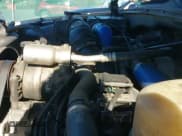 ✅ 2001 Chevrolet Silverado 2500HD LS • VIN: 1GCHK29161E337880 • Lot: 43442333. Listed on IAAI with 174,128 mi. Free auction sales archive from the USA and detailed vehicle history report at DreamBid. Image 19.