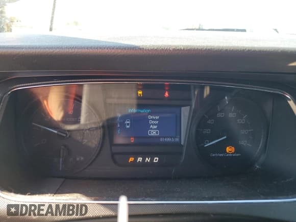 ✅ 2013 Ford Police Interceptor • VIN: 1FAHP2MK6DG199774 • Lot: 82404915. Listed on Copart with 81,499 mi. Free auction sales archive from the USA and detailed vehicle history report at DreamBid. Image 9.