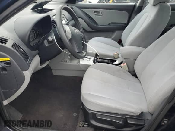 2008 Hyundai Elantra GLS с VIN KMHDU46D18U385222, выставлен на аукционе Copart как лот 82143175 с пробегом 127 900 миль миль и Списание • Salvage title. История ставок и продаж доступна на DreamBid. Изображение 7.