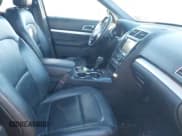 ✅ 2016 Ford Explorer XLT • VIN: 1FM5K8DH0GGC37874 • Lot: 43916434. Wystawiony na IAAI z przebiegiem 204 047 mil. Bezpłatny archiwum sprzedaży aukcyjnych z USA i szczegółowy raport historii pojazdu na DreamBid. Zdjęcie 5.