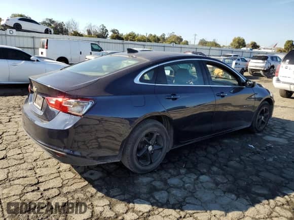 2017 Chevrolet Malibu LS с VIN 1G1ZB5ST9HF136988, выставлен на аукционе Copart как лот 86812275 с пробегом 91 466 миль миль и Списание • Salvage title. История ставок и продаж доступна на DreamBid. Изображение 3.