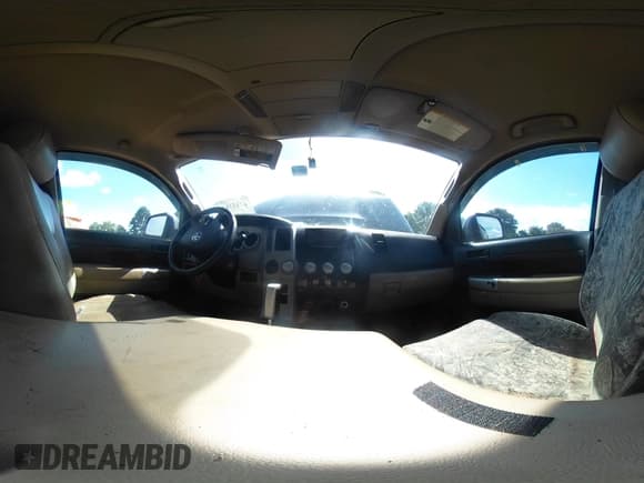 ✅ 2007 Toyota Tundra SR5 • VIN: 5TFEV541X7X031782 • Lot: 42553841. Listed on IAAI with 683,445 mi. Free auction sales archive from the USA and detailed vehicle history report at DreamBid. Image 22.