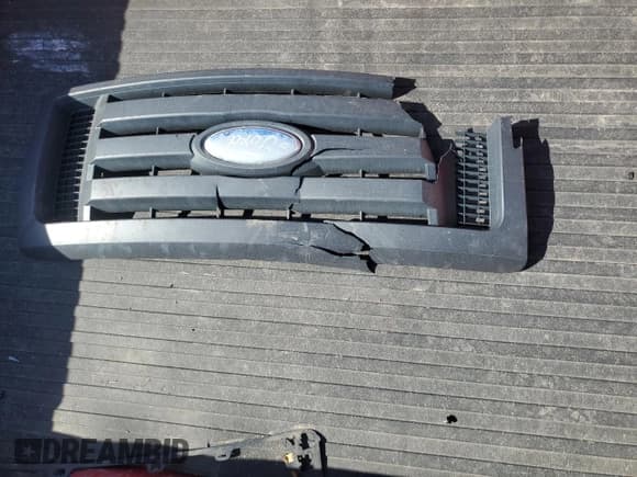 ✅ 2009 Ford F-150 XL • VIN: 1FTRF12879KB32799 • Лот: 74045994. Опубликован ранее на Copart с пробегом 131 922 миль. Бесплатный доступ к архиву аукционных продаж из США и подробный отчёт об истории автомобиля на DreamBid. Изображение 14.