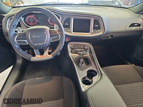 ✅ 2021 Dodge Challenger SRT Hellcat Redeye Widebody • VIN: 2C3CDZL97MH609608 • Lot: 41905865. Wystawiony na Copart z przebiegiem 1 738 mil. Bezpłatny archiwum sprzedaży aukcyjnych z USA i szczegółowy raport historii pojazdu na DreamBid. Zdjęcie 9.