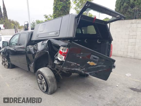 2018 Chevrolet Colorado 2WD Work Truck with VIN 1GCHSBEN1J1285106, listed as a IAAI auction lot 42408472 with 68,524 mi miles and . Bid and sale history available at DreamBid. Image 6.