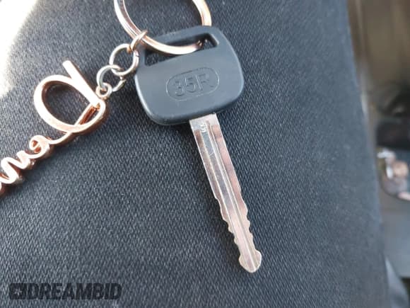 ✅ 2009 Pontiac Vibe • VIN: 5Y2SM67069Z447852 • Lot: 42641621. Wystawiony na IAAI z przebiegiem 190 089 mil. Bezpłatny archiwum sprzedaży aukcyjnych z USA i szczegółowy raport historii pojazdu na DreamBid. Zdjęcie 11.