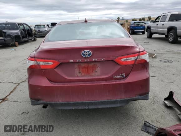 2020 Toyota Camry Hybrid LE with VIN 4T1C31AK3LU534774, listed as a Copart auction lot 84705715 with 47,851 mi miles and Salvage title. Bid and sale history available at DreamBid. Image 6.