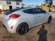 ✅ 2013 Hyundai Veloster w/Black Int • VIN: KMHTC6AD4DU163477 • Lot: 74700604. Wystawiony na Copart z przebiegiem 109 184 mil. Bezpłatny archiwum sprzedaży aukcyjnych z USA i szczegółowy raport historii pojazdu na DreamBid. Zdjęcie 3.