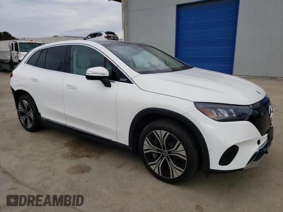 ✅ 2023 Mercedes-Benz EQE 350 • VIN: 4JGGM1CB9PA009382 • Lot: 39027464. Wystawiony na Copart z przebiegiem 5 656 mil. Bezpłatny archiwum sprzedaży aukcyjnych z USA i szczegółowy raport historii pojazdu na DreamBid. Zdjęcie 4.