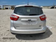 ✅ 2016 Ford C-Max SEL • VIN: 1FADP5BU1GL100438 • Lot: 50769525. Wystawiony na Copart z przebiegiem 124 396 mil. Bezpłatny archiwum sprzedaży aukcyjnych z USA i szczegółowy raport historii pojazdu na DreamBid. Zdjęcie 6.