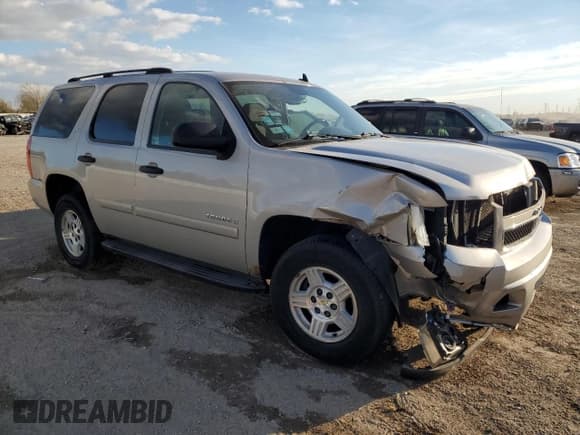 ✅ 2007 Chevrolet Tahoe LT • VIN: 1GNFK130X7J281404 • Lot: 90837915. Wystawiony na Copart z przebiegiem 194 452 mil. Bezpłatny archiwum sprzedaży aukcyjnych z USA i szczegółowy raport historii pojazdu na DreamBid. Zdjęcie 4.
