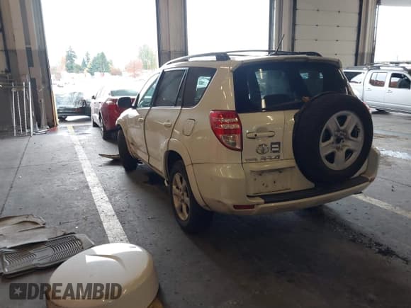 ✅ 2010 Toyota RAV4 Limited • VIN: 2T3DF4DV6AW070189 • Lot: 40824725. Listed on IAAI with 92,294 mi. Free auction sales archive from the USA and detailed vehicle history report at DreamBid. Image 3.