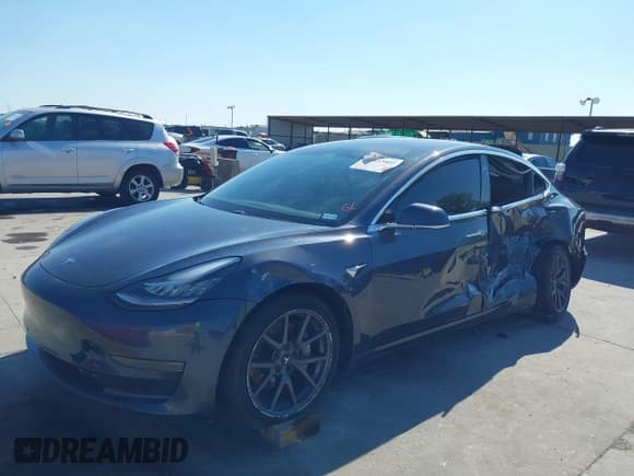 ✅ 2018 Tesla Model 3 Long Range Battery • VIN: 5YJ3E1EB9JF065902 • Lot: 43453809. Listed on IAAI with 110,282 mi. Free auction sales archive from the USA and detailed vehicle history report at DreamBid. Image 21.