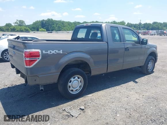 ✅ 2010 Ford F-150 XL • VIN: 1FTEX1E84AFC34307 • Лот: 42567151. Опубликован ранее на IAAI с пробегом 41 551 миль. Бесплатный доступ к архиву аукционных продаж из США и подробный отчёт об истории автомобиля на DreamBid. Изображение 4.