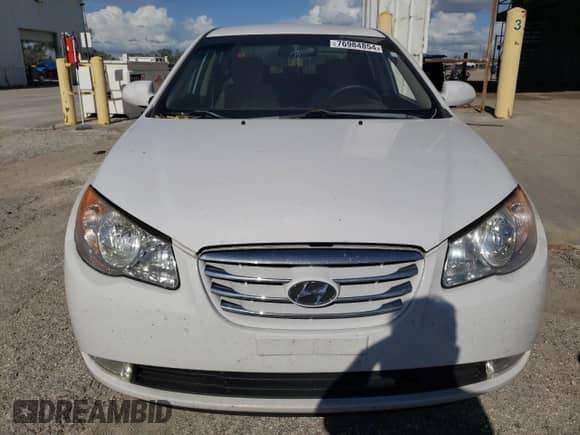 2010 Hyundai Elantra GLS z VIN KMHDU4ADXAU898580, wystawiony jako Copart lot #76984854 z przebiegiem 124 425 mil mil oraz Szkoda całkowita • Salvage title. Historia ofert i sprzedaży dostępna na DreamBid. Obrazek 5.