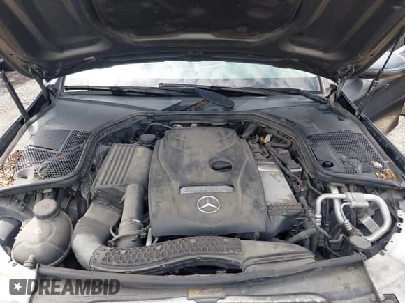 ✅ 2017 Mercedes-Benz C 300 • VIN: 55SWF4KB3HU202003 • Lot: 42840505. Listed on IAAI with 186,898 mi. Free auction sales archive from the USA and detailed vehicle history report at DreamBid. Image 10.