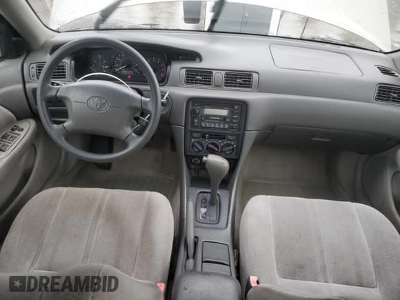 ✅ 1999 Toyota Camry LE • VIN: JT2BF22KXX0155823 • Lot: 92855365. Wystawiony na Copart z przebiegiem 142 365 mil. Bezpłatny archiwum sprzedaży aukcyjnych z USA i szczegółowy raport historii pojazdu na DreamBid. Zdjęcie 8.