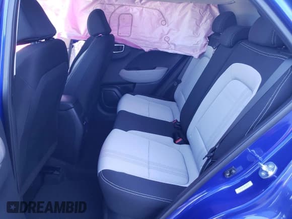 ✅ 2024 Hyundai Venue SEL • VIN: KMHRC8A39RU286132 • Lot: 84450334. Listed on Copart with 19,583 mi. Free auction sales archive from the USA and detailed vehicle history report at DreamBid. Image 11.