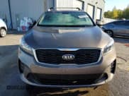 ✅ 2019 Kia Sorento LX • VIN: 5XYPGDA31KG529514 • Лот: 89881675. Опубликован ранее на Copart с пробегом 103 697 миль. Бесплатный доступ к архиву аукционных продаж из США и подробный отчёт об истории автомобиля на DreamBid. Изображение 5.