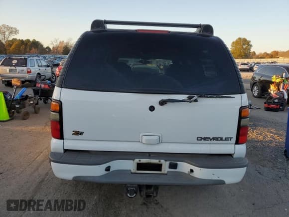 ✅ 2004 Chevrolet Suburban Z71 • VIN: 3GNFK16Z64G155631 • Лот: 80996683. Опубликован ранее на Copart с пробегом 217 805 миль. Бесплатный доступ к архиву аукционных продаж из США и подробный отчёт об истории автомобиля на DreamBid. Изображение 6.
