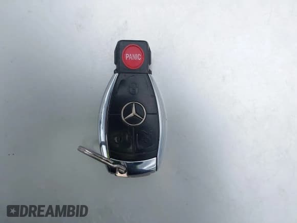 ✅ 2008 Mercedes-Benz E 320 • VIN: WDBUF22X48B209861 • Lot: 41952182. Listed on IAAI with 136,478 mi. Free auction sales archive from the USA and detailed vehicle history report at DreamBid. Image 11.