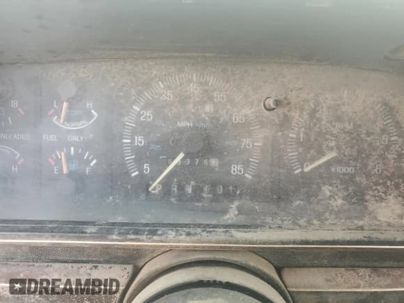 ✅ 1987 Ford F-150 • VIN: 1FTEX14N0HKB05912 • Lot: 71509695. Listed on Copart with 83,376 mi. Free auction sales archive from the USA and detailed vehicle history report at DreamBid. Image 9.