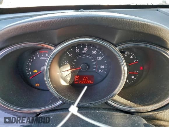 ✅ 2013 Kia Sorento EX • VIN: 5XYKU3A61DG403129 • Лот: 95126825. Опубликован ранее на Copart с пробегом 142 688 миль. Бесплатный доступ к архиву аукционных продаж из США и подробный отчёт об истории автомобиля на DreamBid. Изображение 9.