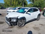✅ 2021 Hyundai Kona Limited • VIN: KM8K33A50MU618067 • Лот: 43711190. Опубликован ранее на IAAI с пробегом 51 022 миль. Бесплатный доступ к архиву аукционных продаж из США и подробный отчёт об истории автомобиля на DreamBid. Изображение 2.