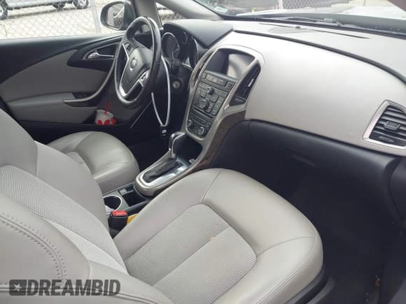 ✅ 2014 Buick Verano Convenience Group • VIN: 1G4PR5SK8E4104957 • Lot: 43741638. Wystawiony na IAAI z przebiegiem 44 925 mil. Bezpłatny archiwum sprzedaży aukcyjnych z USA i szczegółowy raport historii pojazdu na DreamBid. Zdjęcie 5.