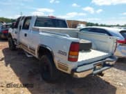 ✅ 2001 Chevrolet Silverado 2500HD LT3 • VIN: 1GCHK23G21F124089 • Lot: 42844708. Wystawiony na IAAI z przebiegiem 216 232 mil. Bezpłatny archiwum sprzedaży aukcyjnych z USA i szczegółowy raport historii pojazdu na DreamBid. Zdjęcie 3.