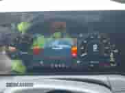 2025 Ford Mustang EcoBoost Premium z VIN 1FAGP8UH1S5110897, wystawiony jako IAAI lot #43585005 z przebiegiem 15 065 mil mil oraz . Historia ofert i sprzedaży dostępna na DreamBid. Obrazek 7.