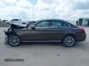 ✅ 2017 Mercedes-Benz C 300 • VIN: 55SWF4KB1HU186528 • Lot: 42585580. Listed on IAAI with 70,813 mi. Free auction sales archive from the USA and detailed vehicle history report at DreamBid. Image 14.