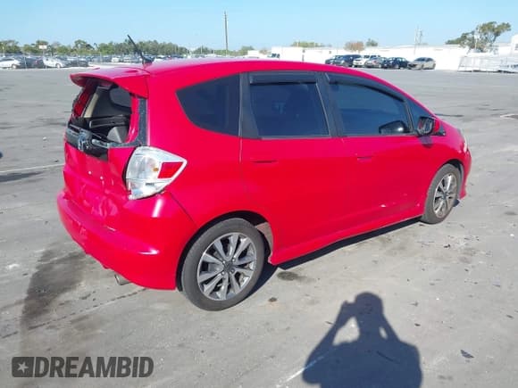 ✅ 2013 Honda Fit Sport • VIN: JHMGE8H50DC019472 • Лот: 43796220. Опубликован ранее на IAAI с пробегом 67 751 миль. Бесплатный доступ к архиву аукционных продаж из США и подробный отчёт об истории автомобиля на DreamBid. Изображение 4.