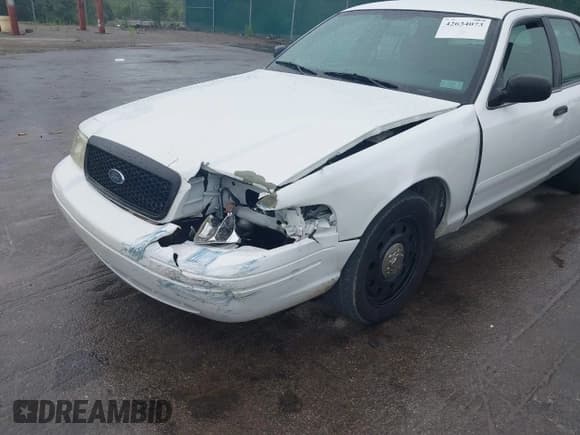 ✅ 2008 Ford Police Interceptor • VIN: 2FAFP71V08X162688 • Lot: 42634073. Listed on IAAI with 144,137 mi. Free auction sales archive from the USA and detailed vehicle history report at DreamBid. Image 6.