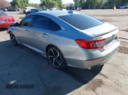 ✅ 2018 Honda Accord Sport • VIN: 1HGCV1F38JA109177 • Lot: 43616699. Wystawiony na IAAI z przebiegiem 108 085 mil. Bezpłatny archiwum sprzedaży aukcyjnych z USA i szczegółowy raport historii pojazdu na DreamBid. Zdjęcie 3.