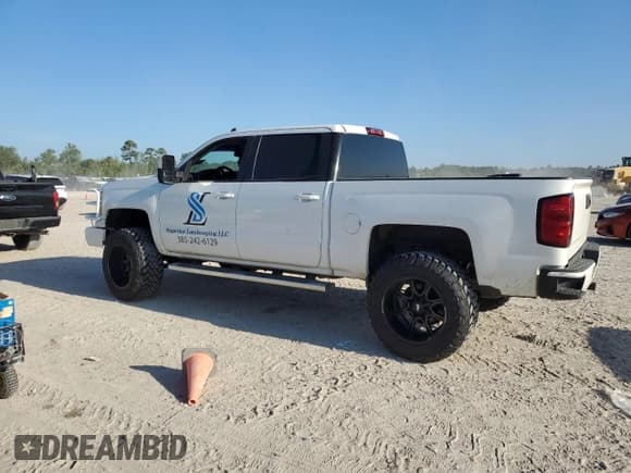 ✅ 2015 Chevrolet Silverado 1500 LT • VIN: 3GCUKREC7FG162117 • Лот: 67287344. Опубликован ранее на Copart с пробегом Не указан. Бесплатный доступ к архиву аукционных продаж из США и подробный отчёт об истории автомобиля на DreamBid. Изображение 2.