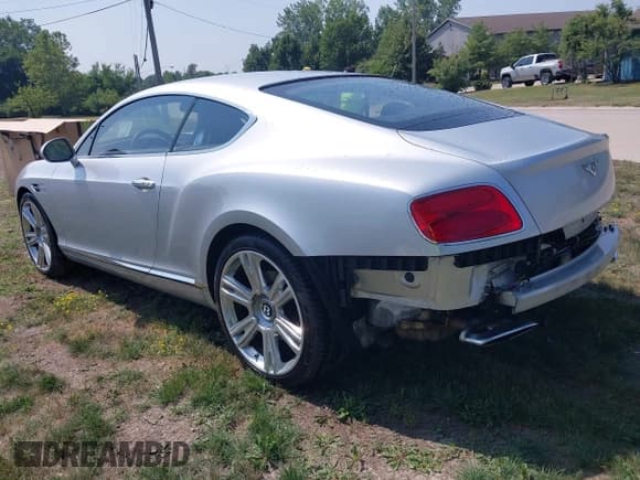 ✅ 2016 Bentley Continental GT • VIN: SCBFU7ZA8GC057190 • Lot: 42757257. Listed on IAAI with 60,413 mi. Free auction sales archive from the USA and detailed vehicle history report at DreamBid. Image 3.