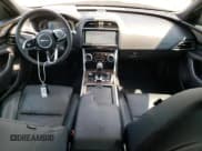 ✅ 2020 Jaguar XE S • VIN: SAJAJ4FX5LCP60751 • Lot: 54857933. Wystawiony na Copart z przebiegiem 29 947 mil. Bezpłatny archiwum sprzedaży aukcyjnych z USA i szczegółowy raport historii pojazdu na DreamBid. Zdjęcie 8.