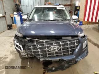 ✅ 2022 Hyundai Venue Limited • VIN: KMHRC8A37NU153198 • Lot: 42624385. Listed on Copart with 33,185 mi. Free auction sales archive from the USA and detailed vehicle history report at DreamBid. Image 5.