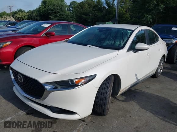 ✅ 2019 Mazda 3 Select • VIN: 3MZBPAAL3KM107236 • Лот: 42729067. Опубликован ранее на IAAI с пробегом Не указан. Бесплатный доступ к архиву аукционных продаж из США и подробный отчёт об истории автомобиля на DreamBid. Изображение 2.