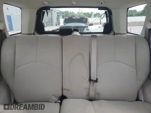 2011 Mercury Mariner z VIN 4M2CN8B71BKJ01749, wystawiony jako Copart lot #64199345 z przebiegiem 157 001 mil mil oraz Szkoda całkowita • Salvage title. Historia ofert i sprzedaży dostępna na DreamBid. Obrazek 10.