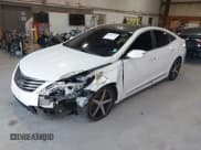 ✅ 2016 Hyundai Azera • VIN: KMHFG4JG3GA509539 • Lot: 42988761. Wystawiony na IAAI z przebiegiem 170 018 mil. Bezpłatny archiwum sprzedaży aukcyjnych z USA i szczegółowy raport historii pojazdu na DreamBid. Zdjęcie 2.
