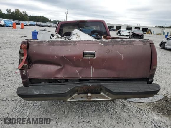 ✅ 1994 Chevrolet Silverado 1500 • VIN: 1GCDC14Z2RZ229229 • Lot: 82370995. Wystawiony na Copart z przebiegiem 336 288 mil. Bezpłatny archiwum sprzedaży aukcyjnych z USA i szczegółowy raport historii pojazdu na DreamBid. Zdjęcie 6.