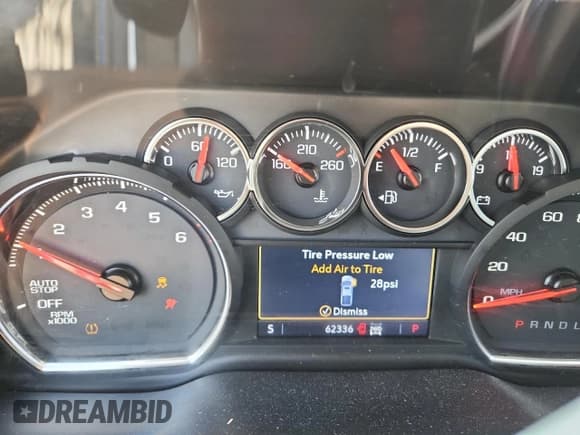 ✅ 2019 Chevrolet Silverado 1500 LT Trail Boss • VIN: 1GCPYFED2KZ400422 • Lot: 89499205. Wystawiony na Copart z przebiegiem 62 336 mil. Bezpłatny archiwum sprzedaży aukcyjnych z USA i szczegółowy raport historii pojazdu na DreamBid. Zdjęcie 9.