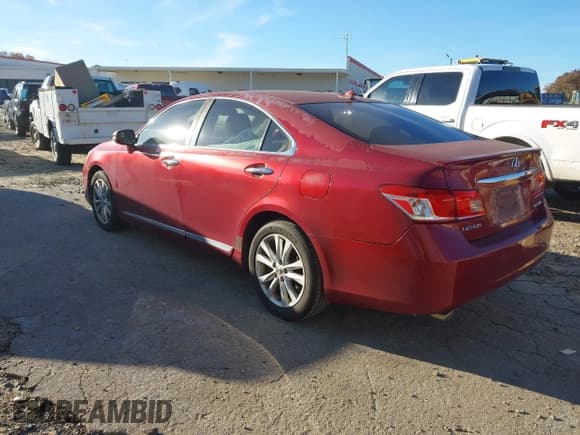 ✅ 2010 Lexus ES 330 • VIN: JTHBK1EG9A2389269 • Lot: 43677747. Listed on IAAI with 203,472 mi. Free auction sales archive from the USA and detailed vehicle history report at DreamBid. Image 3.