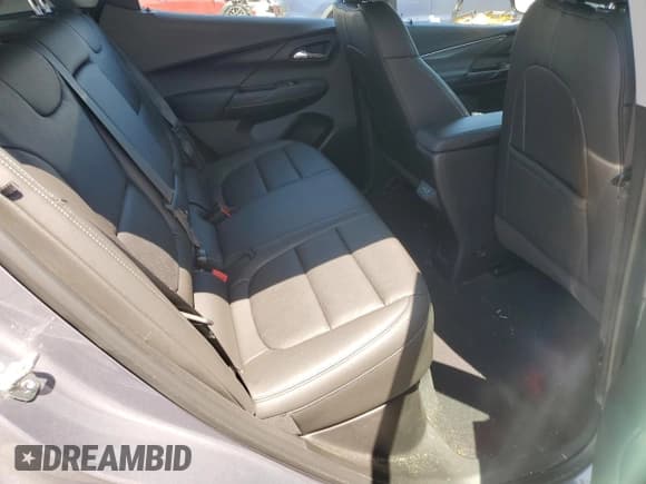 ✅ 2023 Chevrolet Bolt EV 2LT • VIN: 1G1FX6S03P4124393 • Lot: 56351694. Wystawiony na Copart z przebiegiem Nie podano. Bezpłatny archiwum sprzedaży aukcyjnych z USA i szczegółowy raport historii pojazdu na DreamBid. Zdjęcie 11.