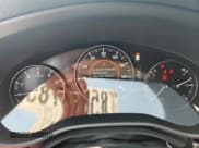 ✅ 2025 Mazda CX-50 S Premium • VIN: 7MMVABDM7SN377281 • Lot: 85871785. Wystawiony na Copart z przebiegiem 3 766 mil. Bezpłatny archiwum sprzedaży aukcyjnych z USA i szczegółowy raport historii pojazdu na DreamBid. Zdjęcie 9.