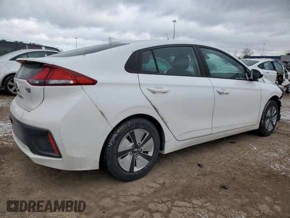 ✅ 2021 Hyundai Ioniq Blue • VIN: KMHC65LC8MU246089 • Lot: 83466984. Wystawiony na Copart z przebiegiem Nie podano. Bezpłatny archiwum sprzedaży aukcyjnych z USA i szczegółowy raport historii pojazdu na DreamBid. Zdjęcie 3.